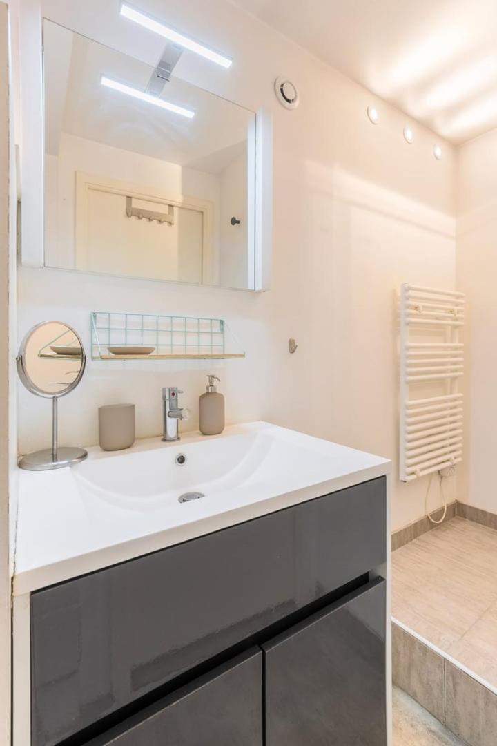 Spacious Apartment W Private Parking In Old Lille Exterior photo